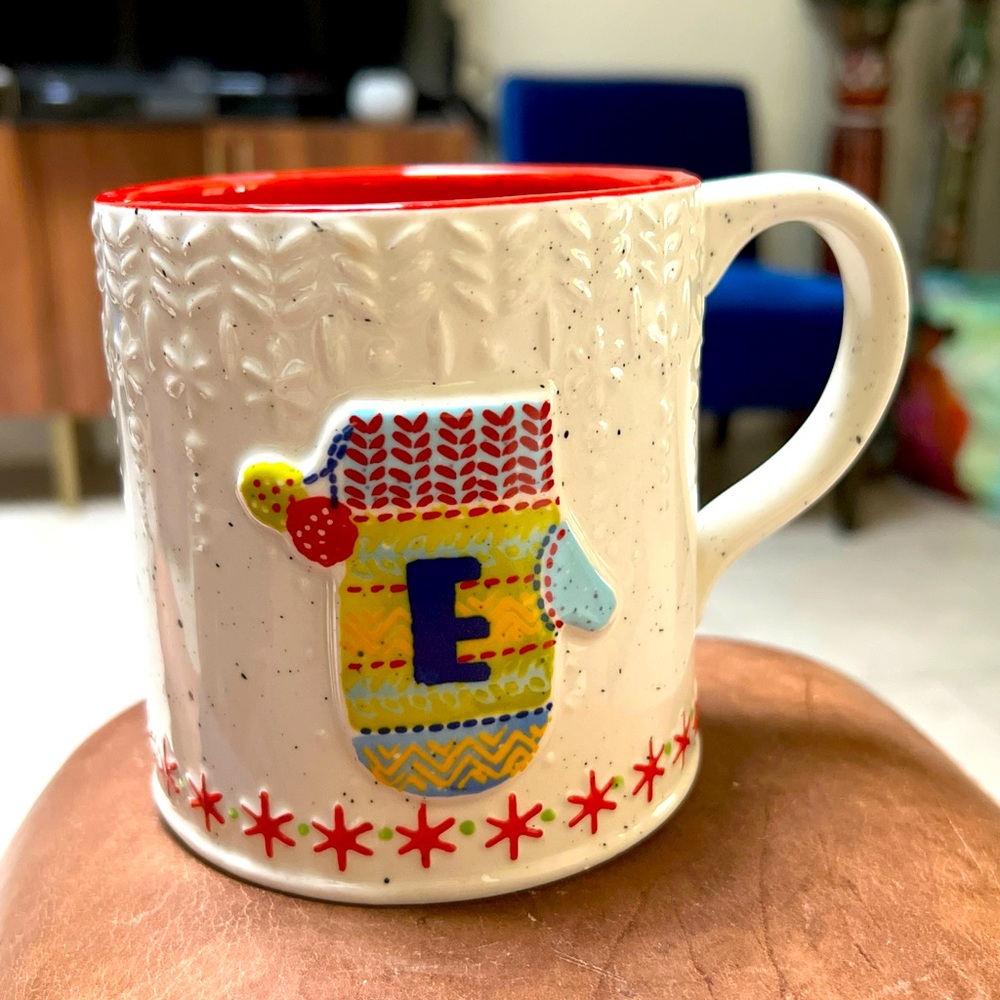 Anthropologie Bundled Up Mitten Mug Coffee Cup 20 oz. Monogram E